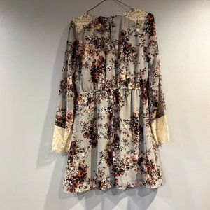 Floral Dress W/ Lace